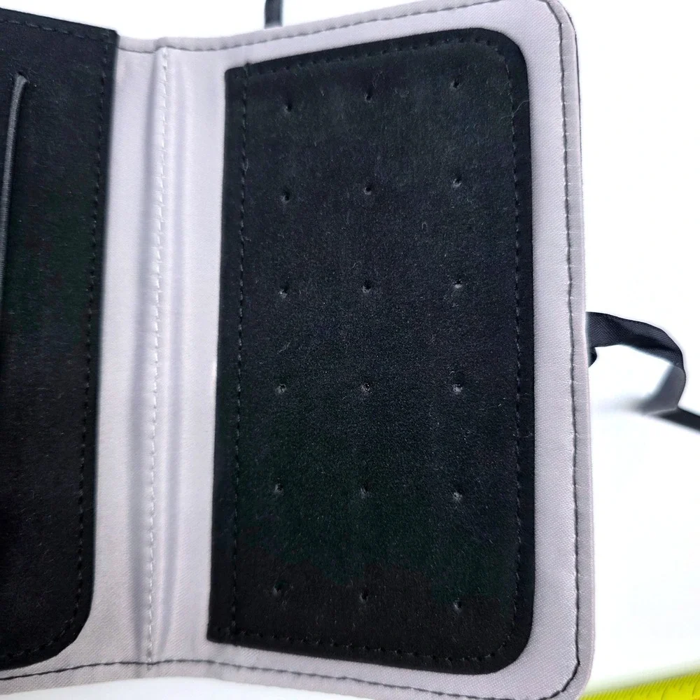 Pandora Black Flocked Jewelry Travel Roll Organizer Ribbon‎ Tie Small Case